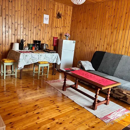 Helmiloma Semesterbostad *